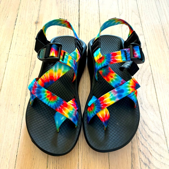 Chaco Sandals Rainbow TieDye Size 6 - Picture 1 of 4